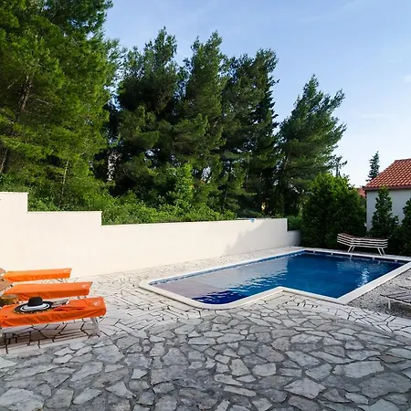 Apartment Nives Mlini
