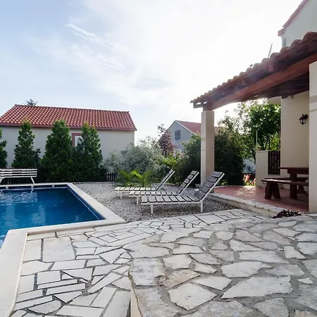 Apartment Nives