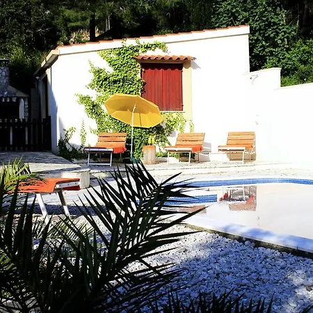 Nives Apartment Mlini